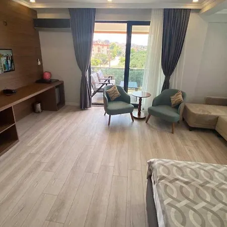 Erdek Grandgazzella Butik Otel 3* 埃尔代克